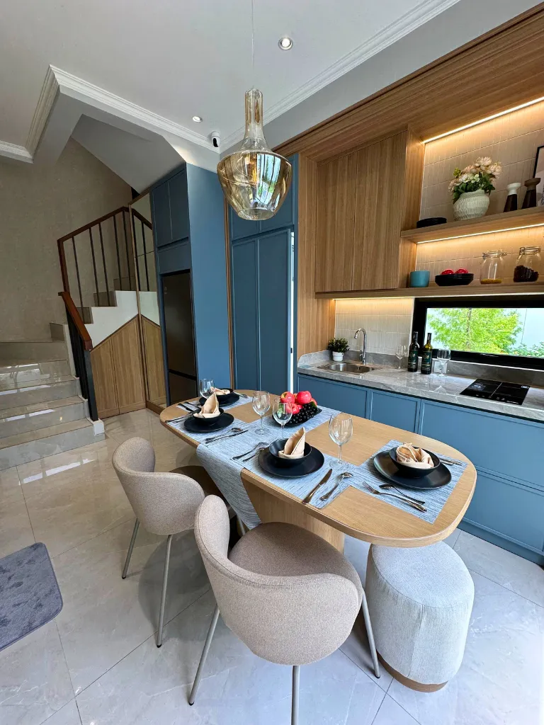 Dovia at Ladoria view 5